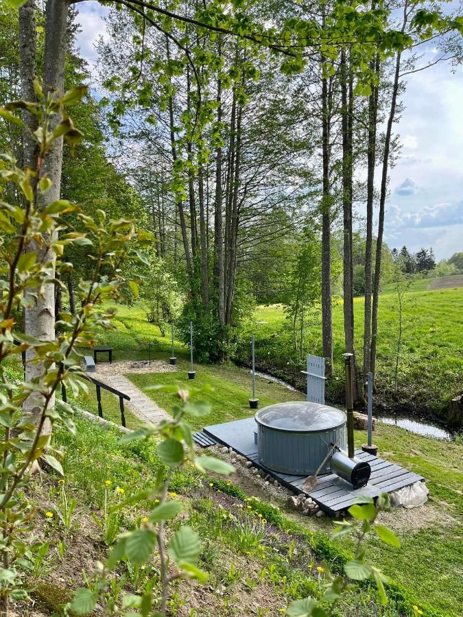 Atputas Namins Jaunlaicene Villa Екстериор снимка
