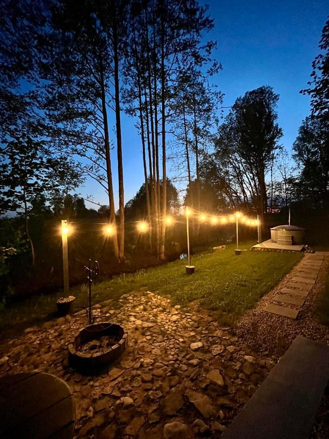 Atputas Namins Jaunlaicene Villa Екстериор снимка